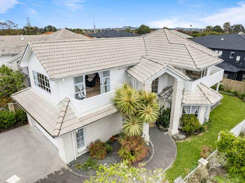 2/2A Oliver Road, Eastern Beach