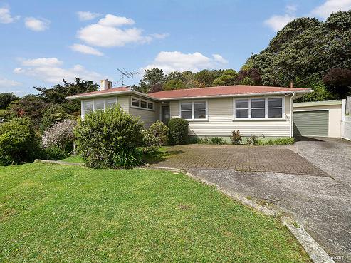22 Beazley Avenue, Paparangi