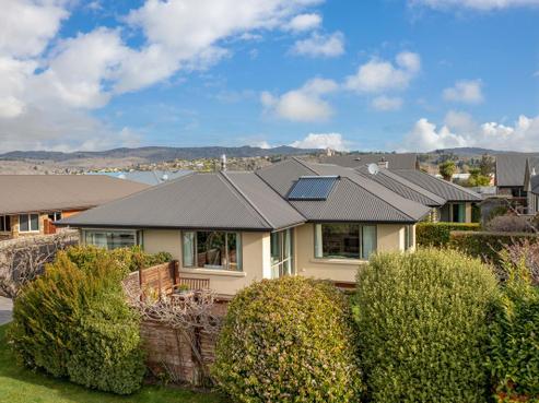 31 Larch Crescent, Alexandra