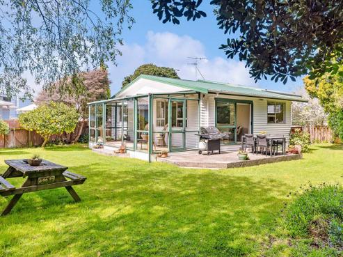 37 Te Kupe Road, Paraparaumu Beach