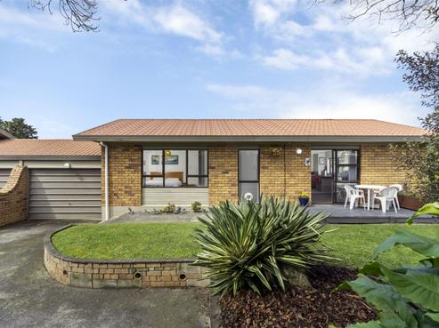 2/56 Glen Road, Ranui