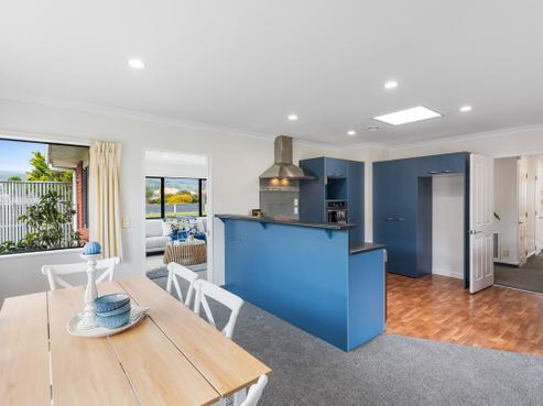168 Guildford Drive, Paraparaumu Beach