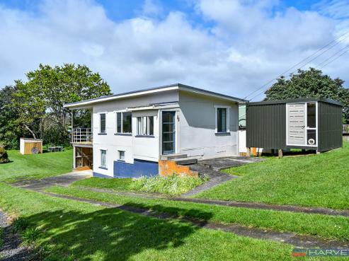 72 Howard Road, Orere Point