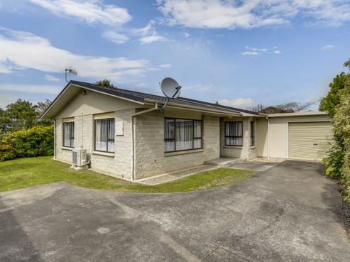 2/230 Kennedy Road, Onekawa