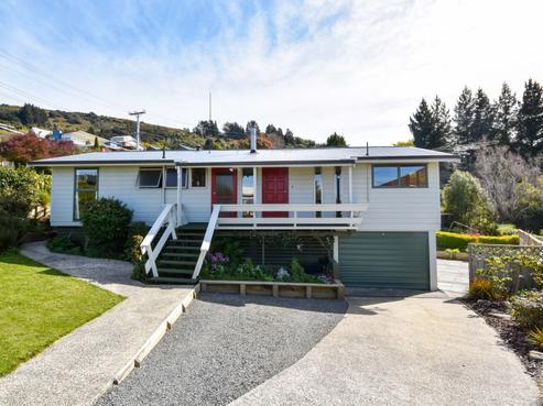 14 Honeystone Street, Helensburgh