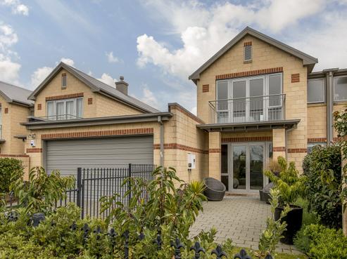 42 Waterford Avenue, Northwood