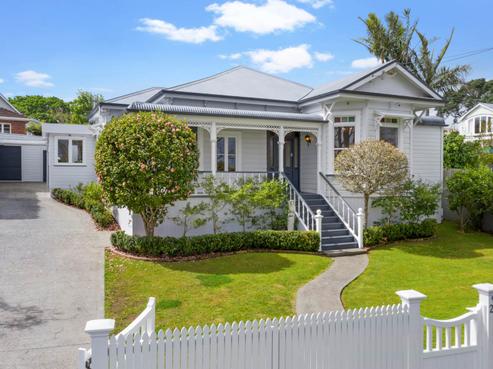 22 Inverary Avenue, Epsom