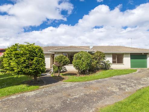23 Knights Grove, Otaki