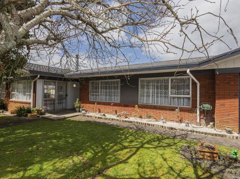 6 Carlton Crescent, Kamo