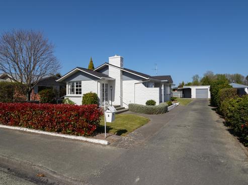 8 Kelvin Crescent, Allenton