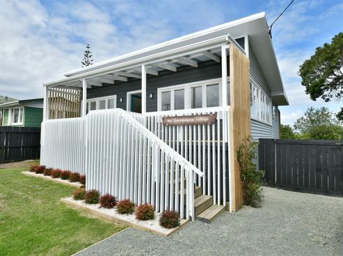 1339 Whangaparaoa Road, Army Bay