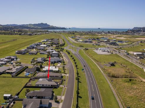 24 Debenham Drive, Whitianga