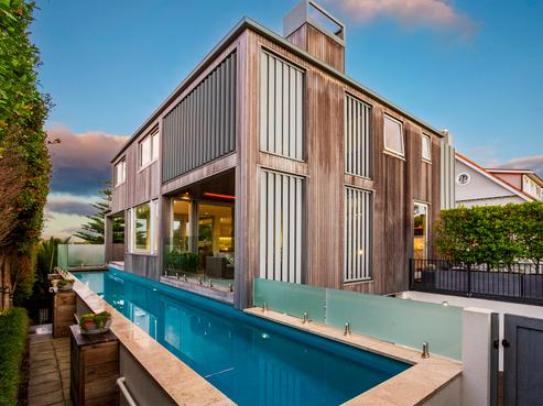 21 Ocean View Road, Milford