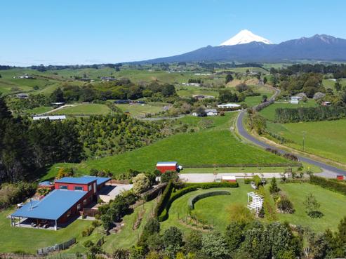 407 Plymouth Road, Oakura