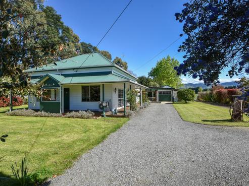 60 Lincoln Road, Carterton
