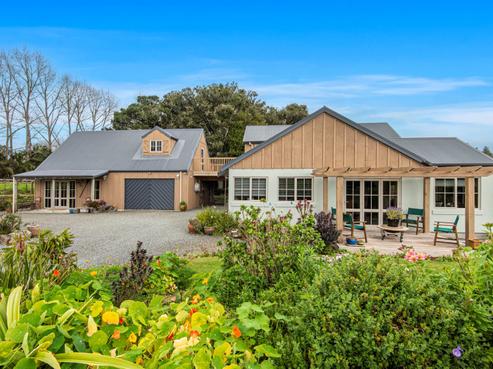 255 Tangihua Road, Maungakaramea