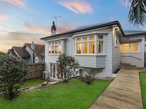 16 Rewa Road, Three Kings