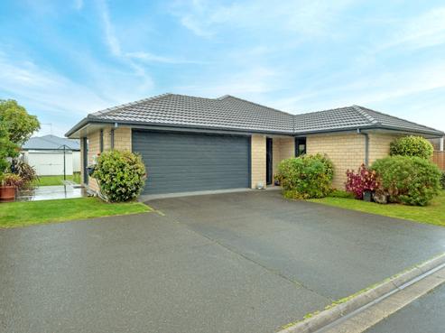 32 Sterling Park, Lytton West