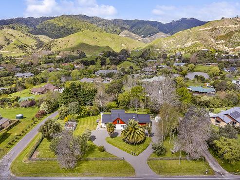 72 Maui Pomare Road, Paraparaumu