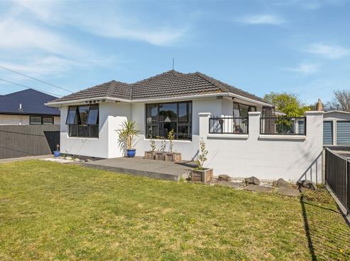 33 Bournemouth Crescent, Aranui