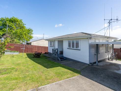 77A Lake Road, Frankton
