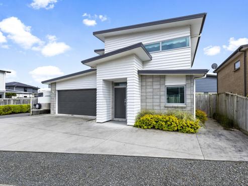 61 Featherstone Drive, Flagstaff