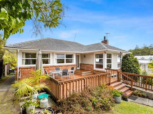 5 Earl Road, Titirangi