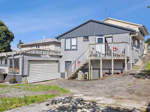 32 Banks Street, Marfell