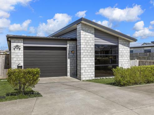 6 Tomairangi Crescent, Pukekohe