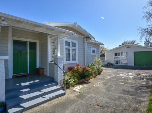 2 Davy Street, Carterton