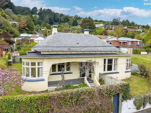 12 Rhodes Terrace, North East Valley
