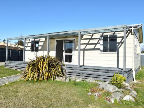 18 Hunter Crescent, Twizel