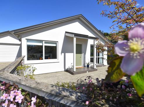 208B South Road, Caversham