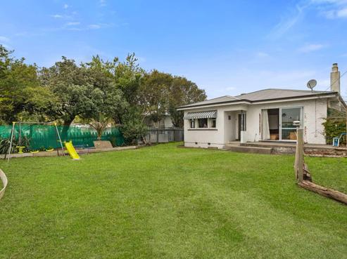 17 De Lautour Road, Kaiti