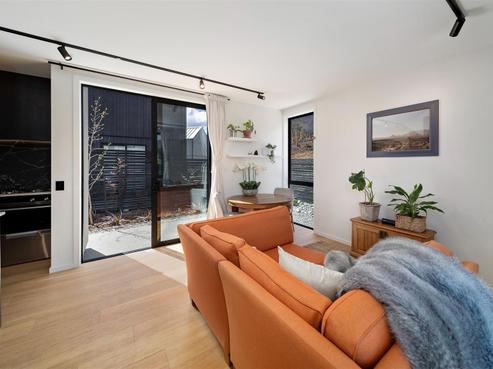 11 Escalator Avenue, Jacks Point