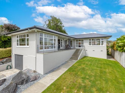 4 Greenhill Road, Wakatu