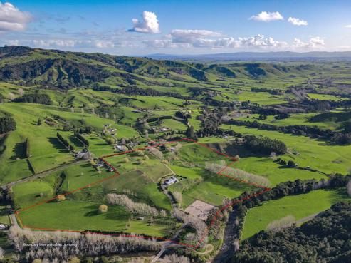 3 Wires Road, Paeroa