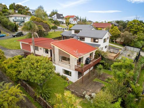 15 Montclair Rise, Browns Bay