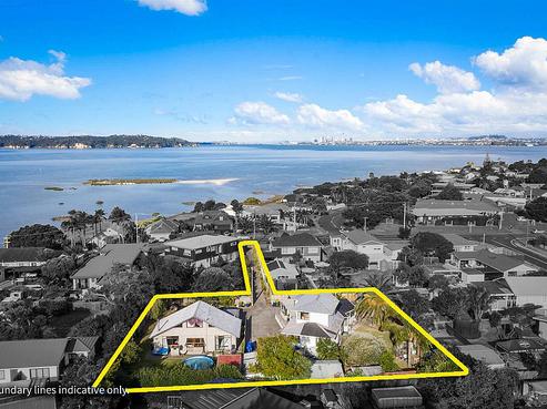 113A Beach Road, Te Atatu Peninsula