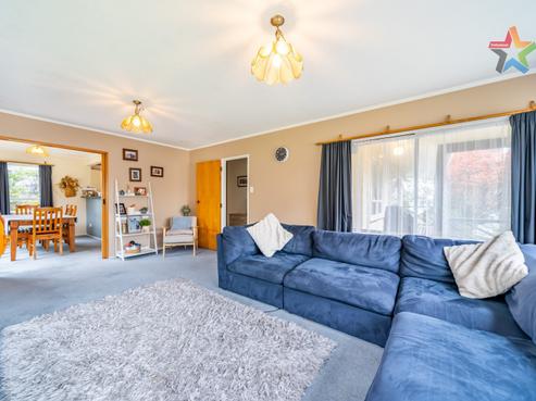 28 Mossburn Grove, Kelson