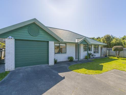 37B Spackman Crescent, Paraparaumu