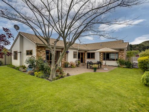 49 Kensington Drive, Taradale