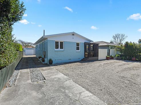 301 Dey Street, Hamilton East