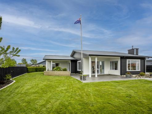 32 Belgrove Drive, Waipukurau and Surrounds