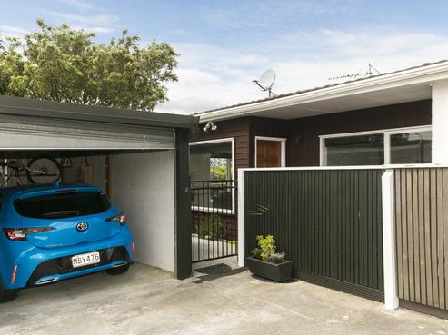 4/137 Karori Road, Karori