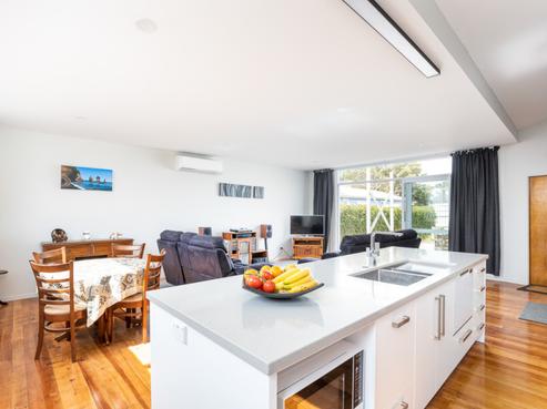 78 Broadway, Waitara