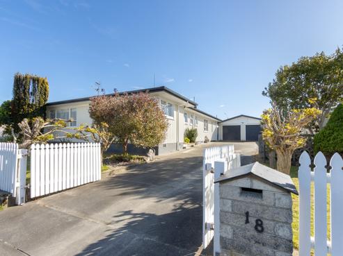 18 Skerrett Crescent, Tamatea