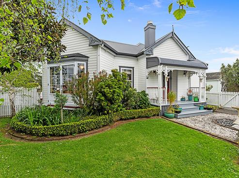 33 Great South Road, Papakura
