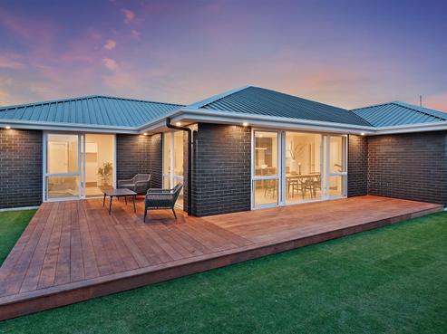 73 Tiritiri Moana Drive, Pegasus