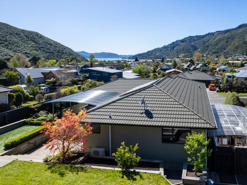 6 Whitby Close, Waikawa